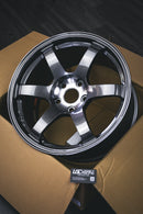 Volk Racing TE37 Saga SL Wheel  - 18x9.5 +22 | 5x114.3 | Pressed Graphite